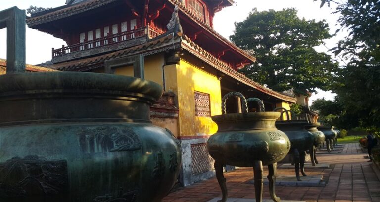 Booking Hotel in Viet Nam